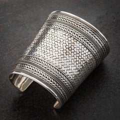 Vintage gifts - Aphrodite Cuff Bracelet